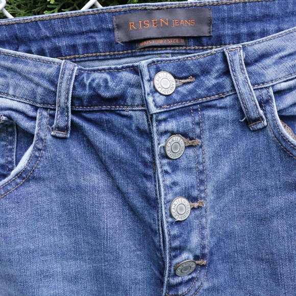 🌏 Risen - Distressed Button Fly Mom Jean - Size 11 - Picture 2 of 13